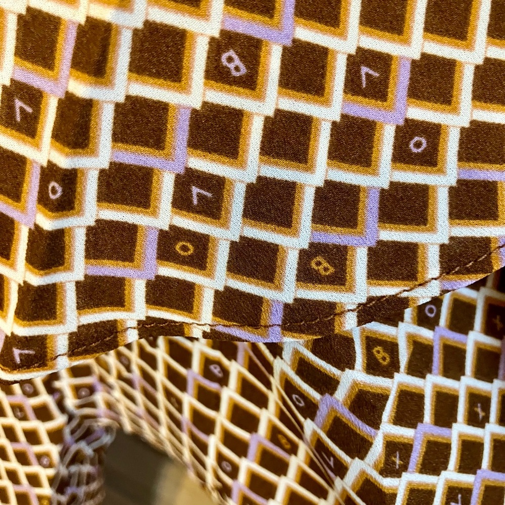 Elegant Brown/Cream/Lavender Geometric Blouse - Picture 3 of 6